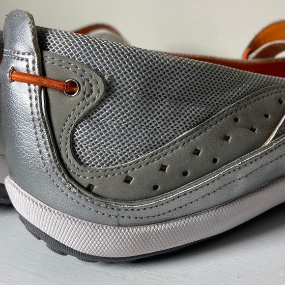 Privo by Clarks Women's Comfort Flat Slip-On Shoes Size 9.5M White Silver Casual - Picture 14 of 15